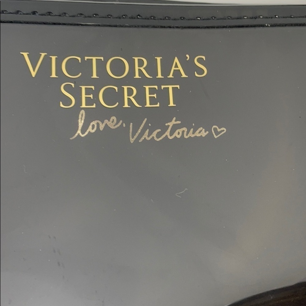Victorias secret tote bag w/attached make up bag - Picture 4 of 12